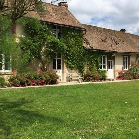 Le Clos De La Livre Bed & Breakfast Fontaine-sur-Ay Exterior photo