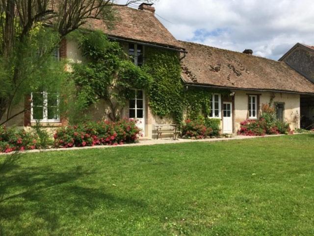 Le Clos De La Livre Bed & Breakfast Fontaine-sur-Ay Exterior photo