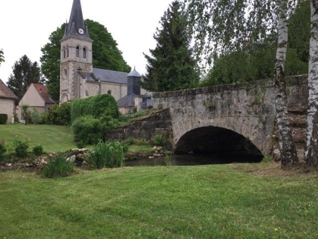 Le Clos De La Livre Bed & Breakfast Fontaine-sur-Ay Exterior photo